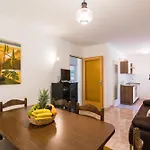 Irena Appartement *