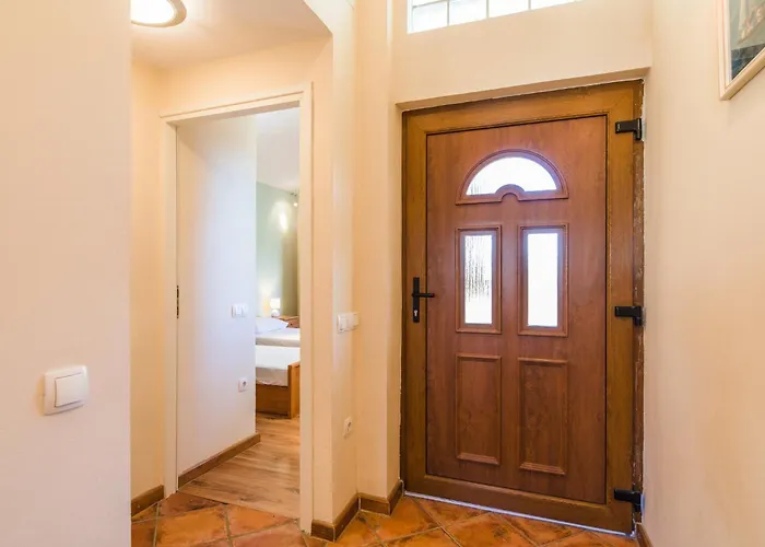 Irena Апартаменты